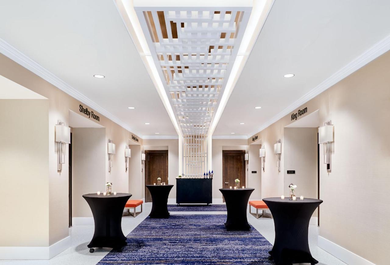 The Bristol Hotel Екстериор снимка