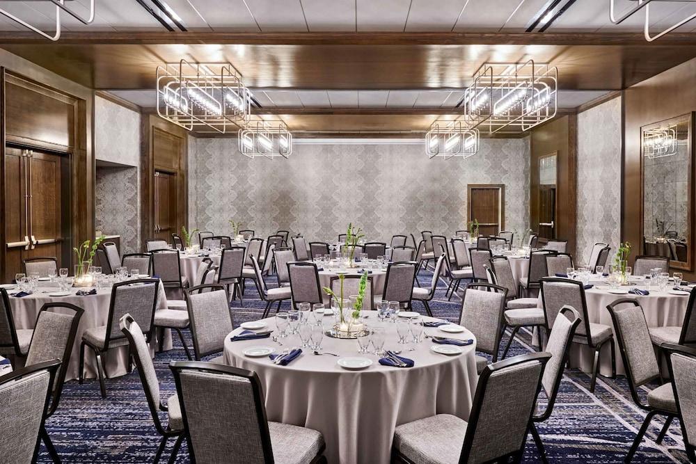 The Bristol Hotel Екстериор снимка